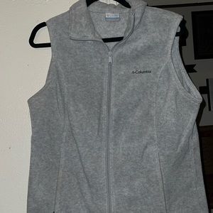 Columbia vest